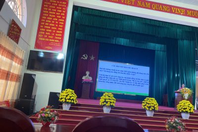 Trường Tiểu học Bạch Thượng tham gia bồi dưỡng, tập huấn lí luận chính trị hè năm 2025